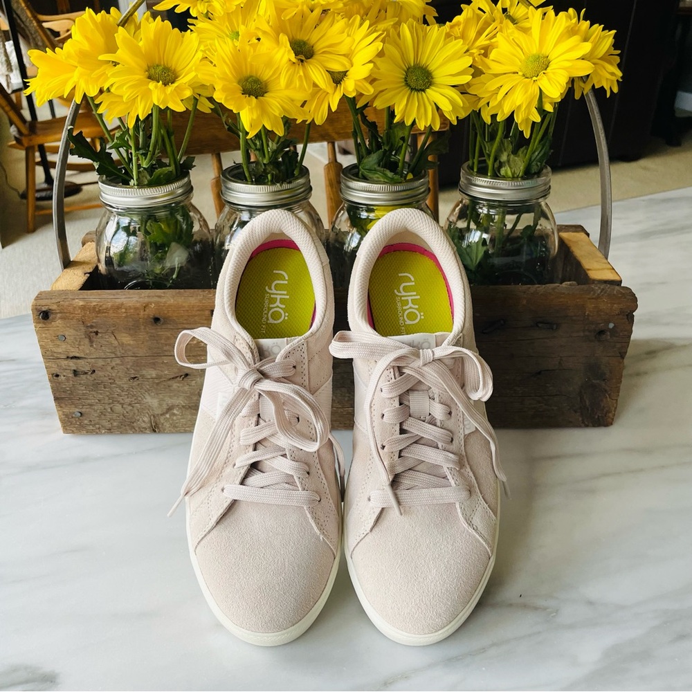 Ryka•NWOB•8•Suede Viv Classic Sneakers•Sand Beige•Lace-Up Closure•Padded Collar🌼 - Picture 2 of 16